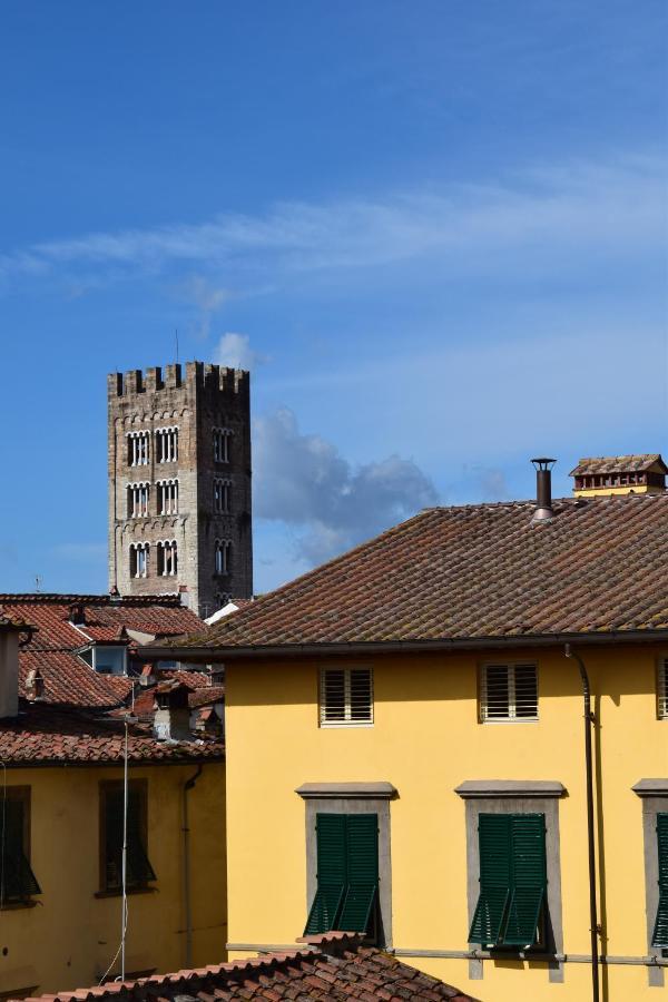 Al Carmine Apartments Towers View With Ac Lucca Eksteriør billede